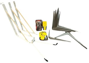 lot 198 image: Brackets  Stud Finder Precision Knife Set Bundle