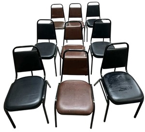 lot 386 image: Banquet Chair Bundle