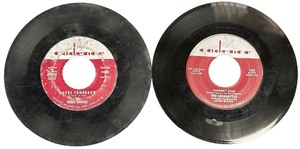 lot 370 image: Collectible Cadence Vinyl Records Bundle