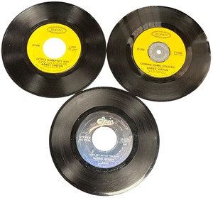 lot 316 image: Epic Record 45 RPM Record Bundle