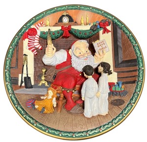 lot 116 image: Vintage 1994 Norman Rockwell While Santa Slumbers Christmas Legacy 3D plate