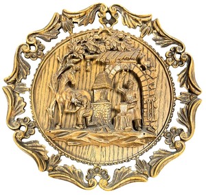 lot 115 image: Vintage Traditional Wooden Decorative Plate Black Smith Life Style 9 34