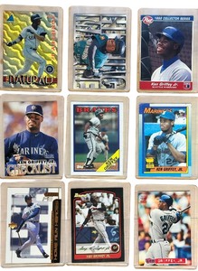 lot 060 image: Near mint condition Ken Griffey JR. RARE Sports Card Bundle With Rare Mariners Error Card