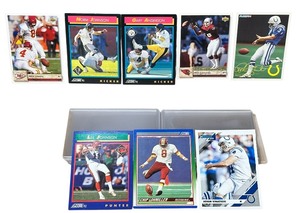 lot 089 image: NEAR MINT RARE OLD  FOOTBALL KICKER SPORTS CARD TRADING BUNDLE