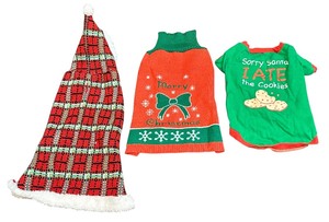 lot 439 image: Christmas Sweater Pet Bundle