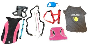 lot 436 image: Pet harness Bundle