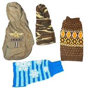 lot 434 image: Winter Pet Sweater Bundle