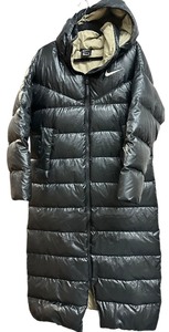 lot 016 image: Nike Sportswear Therma-FIT City Series Womens Parka in black Size Medium