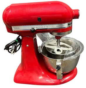 lot 233 image: KitchenAid Artisan Series 5-Quart Tilt-Head Stand Mixer With attachments