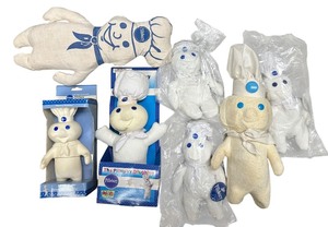 lot 481 image: Huge Lot Of Vintage Pillsbury Doughboy Mini Plush Beanie Doll Dough Boy Vintage Sealed