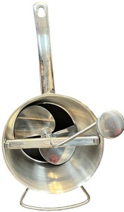 lot 511 image: Stainless steel food mill, Leifheit Passiermhle ProLine With attachments
