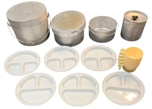 lot 505 image: Vintage Korean platesPotsCups