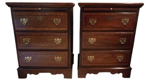 lot 7K image: MLBR - Pair of Stoneleigh Mahogany Bedside Tables with Brass Hardware