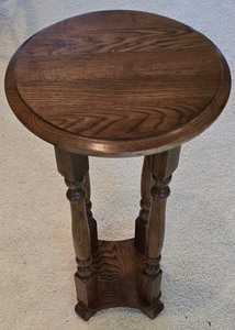 lot 55K image: LR - Vintage Wood Pedestal Side Table with Turned Legs