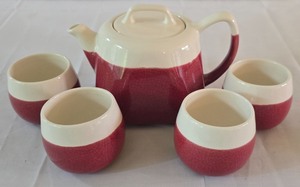 lot 59K image: LR - The Spice & Tea Exchange Teapot with Infuser and 4 Cups Set
