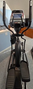 lot 18K image: UL - Sole E95 Elliptical Trainer with Adjustable Incline and Console, Serial #595010118011673