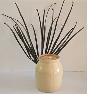 lot 161K image: LR - Lot of 2 - Large Stoneware Crock with Lid and Metal Wall Hanging Sculpture