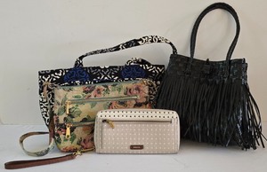 lot 162K image: ML-BR1 - Set of 4 Handbags and Wallets including Fossil, Hobo, Vera Bradley, and Woven Rubber Bag