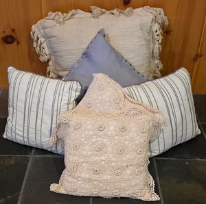 lot 180K image: LL-FR - Set of 6 Decorative Throw Pillows Including Large Fringe, Lace, and Striped Styles