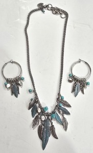 lot 202K image: K - Nine West Vintage America Necklace and Hoop Earrings Set with Feather Charms and Turquoise Accents