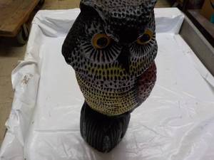 lot 103 image: 16 Garden Owl...
