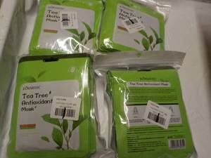 lot 158 image: Tea Tree Antioxidant Masks...
