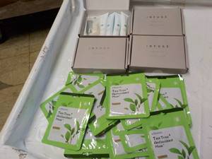 lot 179 image: Infuse Amenity Kits and Tea Tree An...