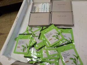 lot 181 image: Infuse Amenity Kits and Tea Tree An...