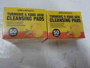lot 196 image: 100 Turmeric and Kojic Acid Cleansi...