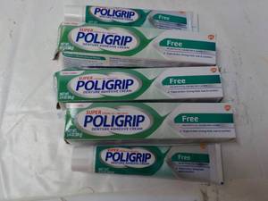lot 222 image: Poligrip...