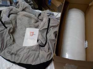 lot 226 image: Puppy Booster Seat...