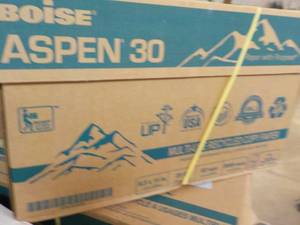 lot 17 image: Boise X-9 White 3 Hole Punch 8.5 x ...