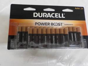 lot 34 image: 24 Duracell Power Boost AAA Batteri...