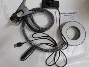 lot 39 image: Clip on LED Ring Light...