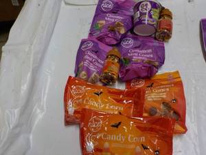 lot 72 image: Autumn Candy...