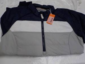 lot 77 image: Cutter and buc NavyGreyWhite Zip ...