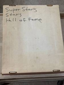 lot 146 image: Large Box of Baseball Cards, Stars and Hall of Fame Players, Variety of Years, Brands and Players
