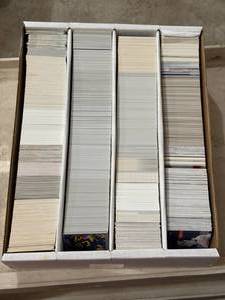 lot 171 image: Large Box of Sports Cards, Mix of Different Sports, Brands and Years