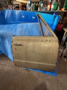 lot 35 image: Chevy Blazer Right Door 67-72