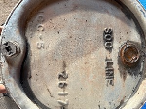 lot 37 image: Soo line Post 1950s Barrel