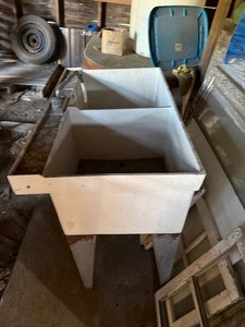 lot 42 image: Double Utility Sink
