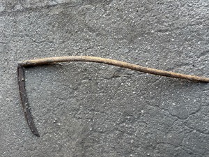 Vintage, Antique- Hay Grain Sickle
