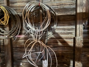 lot 45 image: Various 120220 wire