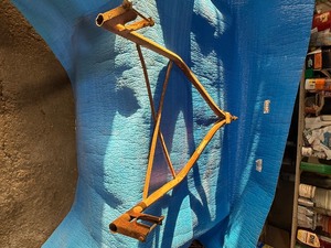 lot 49 image: Blue Ox tow bar for VW Beetle