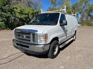 lot 4 image: 2012 FORD E-SERIES E-250 (NO RESERVE)