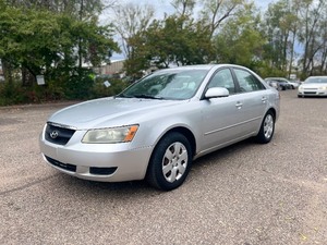 lot 19 image: 2007 HYUNDAI SONATA GLS No Accidents  1 Owner (NO RESERVE)