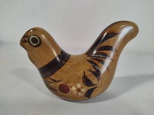 lot 85 image: Tonala Mexican Folk Art Bird