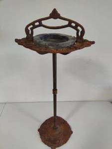 lot 30 image: Metal Ashtray Stand wMarble Ashtray