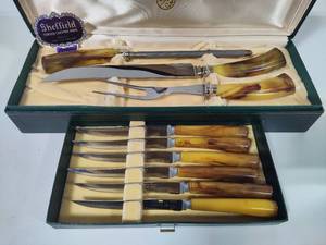 lot 114 image: Sheffield Stainless Carving Knife Set  Steak Knives