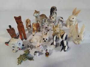 lot 131 image: Large Lot of Miniature Animals